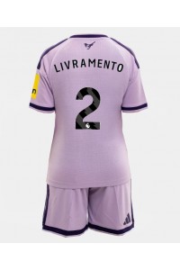 Newcastle United Tino Livramento #2 Jalkapallovaatteet Lasten Kolmas peliasu 2026-27 Lyhythihainen (+ Lyhyet housut)